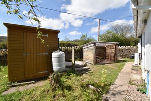 Logstore & garden shed- click for photo gallery